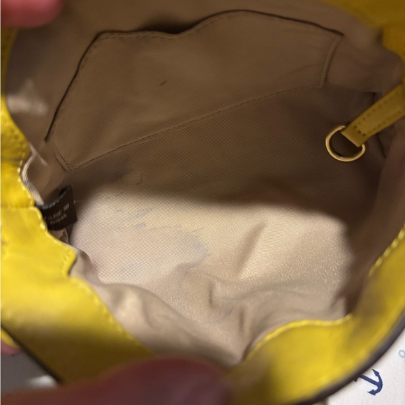 Coach Yellow Patent Leather Turnlock Wristlet - Coin Wallet - Picture 9 of 10